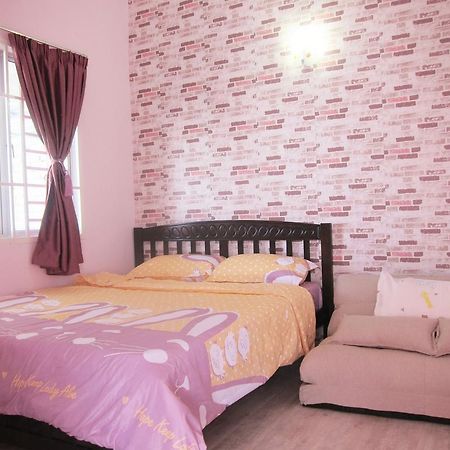 Milu Homestay - Kuala Selangor Exterior foto